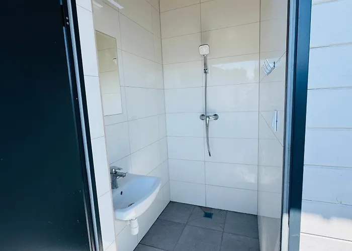 Przyczepa Campingowa Loop It 30m Od Zatoki Puckiej, Semesterbostad Jastarnia