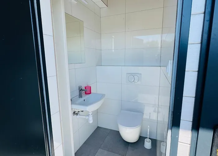 Przyczepa Campingowa Loop It 30m Od Zatoki Puckiej, Semesterbostad Jastarnia